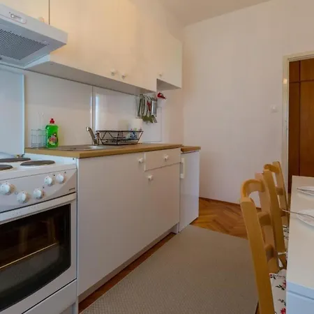 Apartment In 39332